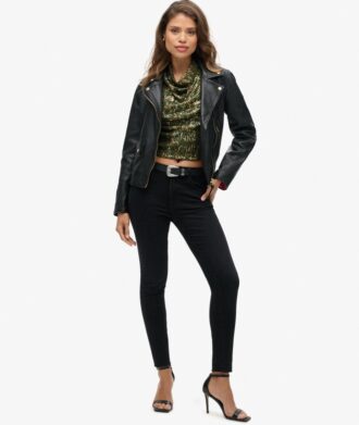 Top con cuello halter y volantes de lentejuelas