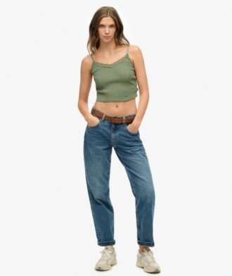 Top corto con tirantes y ribete de encaje de Athletic Essentials