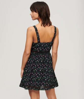 Vestido camisero con cuello en V y ribete de encaje