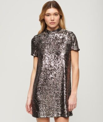 Vestido de camiseta de cuello alto con lentejuelas