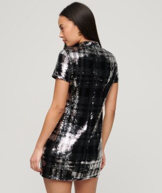 Vestido de camiseta de cuello alto con lentejuelas