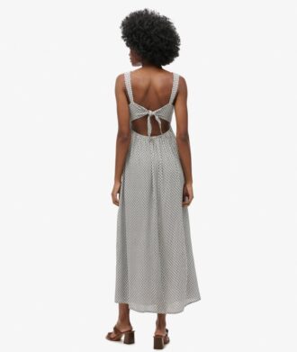 Vestido largo con lazo en la espalda