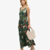 Vestido largo con volantes