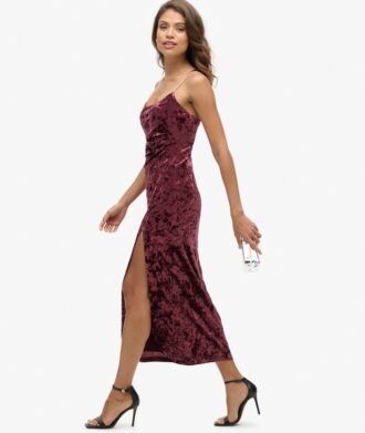 Vestido largo de terciopelo con diamantes