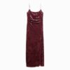 Vestido largo de terciopelo con diamantes
