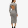 Vestido midi ajustado con espalda descubierta