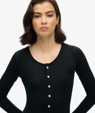 Vestido midi con medio botonado