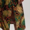 Vestido midi con tirantes y botones estampados