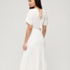 Vestido midi con volantes bordado