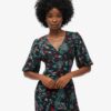 Vestido midi transparente de manga corta