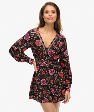 Vestido mini de té con cuello en V estampado