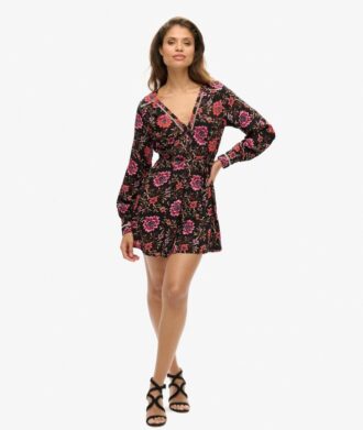 Vestido mini de té con cuello en V estampado