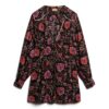 Vestido mini de té con cuello en V estampado