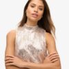 Vestido mini sin mangas con lentejuelas y corte en A